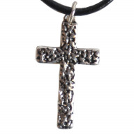 Ručne kovaný krížik - kresťanský náhrdelník (NH138)